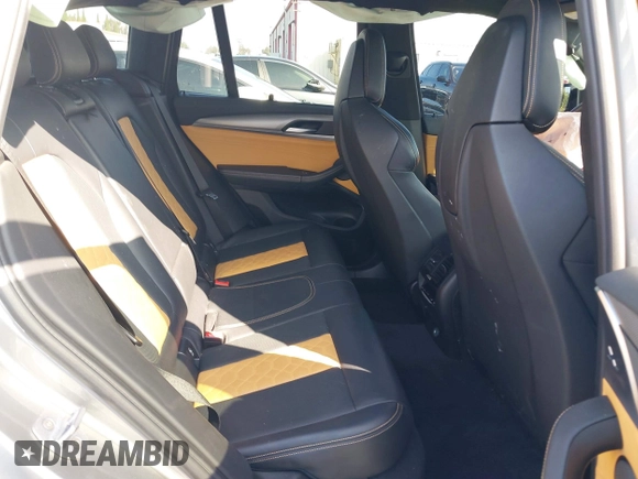 2020 BMW X3 M Competition with VIN 5YMTS0C09L9B00627, listed as a IAAI auction lot 42478800 with 41,239 mi miles and . Bid and sale history available at DreamBid. Image 8.