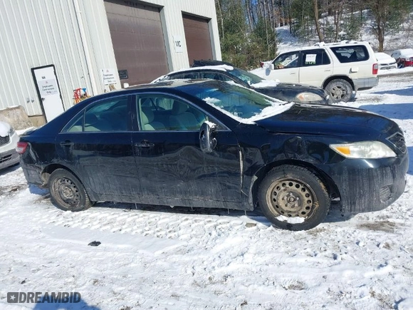 2011 Toyota Camry LE with VIN 4T1BF3EK5BU702907, listed as a IAAI auction lot 41568254 with 184,433 mi miles. Bid and sale history available at carsss.com. Image 13.
