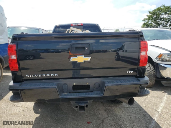 2018 Chevrolet Silverado 3500HD LTZ with VIN 1GC4K0EY0JF191167, listed as a Copart auction lot 67345594 with 70,354 mi miles and Salvage Title. Bid and sale history available at carsss.com. Image 6.