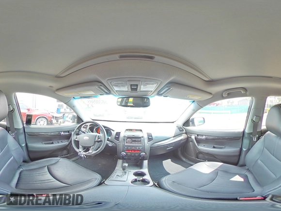 2013 Kia Sorento SX with VIN 5XYKWDA2XDG363999, listed as a Copart auction lot 58200985 with 69,056 mi miles and Salvage title. Bid and sale history available at DreamBid. Image 14.