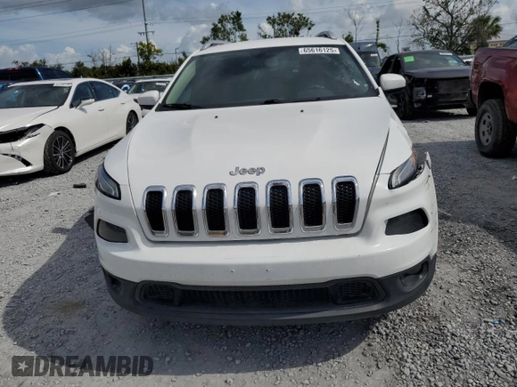 2018 Jeep Cherokee Latitude z VIN 1C4PJLCB6JD510986, wystawiony jako Copart lot #65616125 z przebiegiem 153 322 mil mil oraz Czysty tytuł • Clean title. Historia ofert i sprzedaży dostępna na DreamBid. Obrazek 5.
