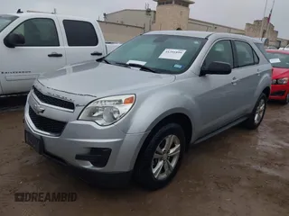 2015 Chevrolet Equinox LS z VIN 2GNALAEK0F6208009, wystawiony jako IAAI lot #41391899 z przebiegiem 51 491 mil mil oraz . Historia ofert i sprzedaży dostępna na DreamBid. Obrazek 2.