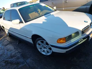 1996 BMW 7 Series 740iL z VIN WBAGJ8325TDL36633, wystawiony jako IAAI lot #41299652 z przebiegiem 166 420 mil mil oraz . Historia ofert i sprzedaży dostępna na DreamBid. Obrazek 1.