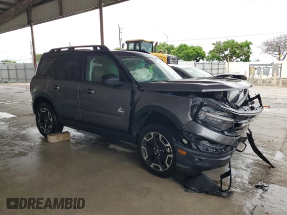 2022 Ford Bronco Sport Outer Banks with VIN 3FMCR9C6XNRD91538, listed as a Copart auction lot 58614165 with Not provided miles and Non repairable. Bid and sale history available at DreamBid. Image 4.