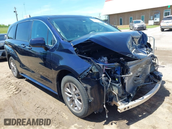 2023 Toyota Sienna XLE z VIN 5TDYSKFC6PS081443, wystawiony jako IAAI lot #42108664 z przebiegiem 30 833 mil mil oraz . Historia ofert i sprzedaży dostępna na DreamBid. Obrazek 1.