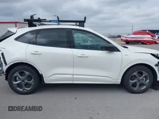 2024 Ford Escape ST-Line with VIN 1FMCU0MZ3RUA27673, listed as a IAAI auction lot 41982740 with 1,484 mi miles and . Bid and sale history available at DreamBid. Image 14.