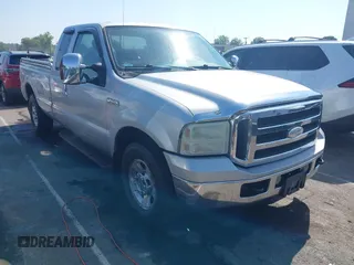 2005 Ford F-250 XL с VIN 1FTSX20Y75EC35883, выставлен на аукционе IAAI как лот 42548897 с пробегом 303 644 миль миль и . История ставок и продаж доступна на DreamBid. Изображение 1.