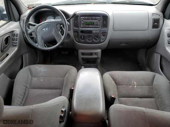 2002 Ford Escape XLT Choice with VIN 1FMYU04152KD66372, listed as a Copart auction lot 47624345 with 210,524 mi miles and Salvage Title. Bid and sale history available at carsss.com. Image 8.