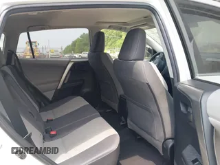 2013 Toyota RAV4 XLE с VIN JTMRFREV3DD024208, выставлен на аукционе IAAI как лот 42444135 с пробегом 191 772 миль миль и . История ставок и продаж доступна на DreamBid. Изображение 8.
