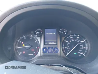 2013 Lexus GX 460 Premium z VIN JTJJM7FX8D5056053, wystawiony jako IAAI lot #42167295 z przebiegiem 189 652 mil mil oraz . Historia ofert i sprzedaży dostępna na DreamBid. Obrazek 7.