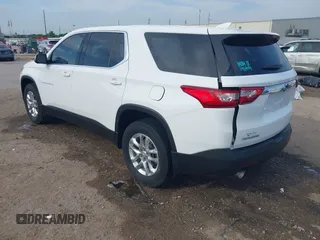 2021 Chevrolet Traverse LS z VIN 1GNERFKW7MJ169763, wystawiony jako IAAI lot #42041579 z przebiegiem 59 840 mil mil oraz . Historia ofert i sprzedaży dostępna na DreamBid. Obrazek 3.