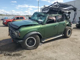 2022 Ford Bronco z VIN 1FMEE5DP3NLB78207, wystawiony jako Copart lot #51424635 z przebiegiem 34 004 mil mil oraz Szkoda całkowita • Salvage title. Historia ofert i sprzedaży dostępna na DreamBid. Obrazek 1.
