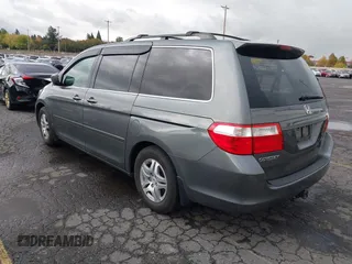 2007 Honda Odyssey EX-L z VIN 5FNRL386X7B445642, wystawiony jako IAAI lot #40652844 z przebiegiem 202 622 mil mil oraz . Historia ofert i sprzedaży dostępna na DreamBid. Obrazek 3.