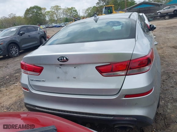 2019 Kia Optima S with VIN 5XXGT4L38KG282523, listed as a IAAI auction lot 41929453 with 261,095 mi miles. Bid and sale history available at carsss.com. Image 17.