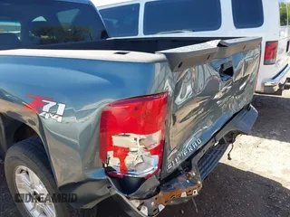 2011 Chevrolet Silverado 1500 LT with VIN 3GCPKSE3XBG265420, listed as a IAAI auction lot 42077697 with 267,658 mi miles and . Bid and sale history available at DreamBid. Image 6.