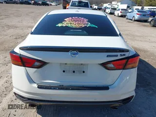 2022 Nissan Altima 2.5 SR with VIN 1N4BL4CV5NN301183, listed as a IAAI auction lot 41664595 with 76,957 mi miles. Bid and sale history available at carsss.com. Image 16.
