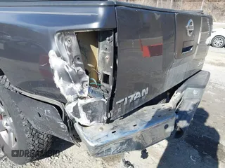 2005 Nissan Titan SE with VIN 1N6BA07B25N532466, listed as a IAAI auction lot 41437704 with 142,762 mi miles and . Bid and sale history available at DreamBid. Image 6.
