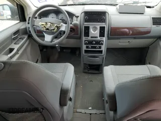 2009 Chrysler Town & Country LX with VIN 2A8HR44E99R639429, listed as a Copart auction lot 72465924 with 152,750 mi miles and Salvage Title. Bid and sale history available at DreamBid. Image 8.