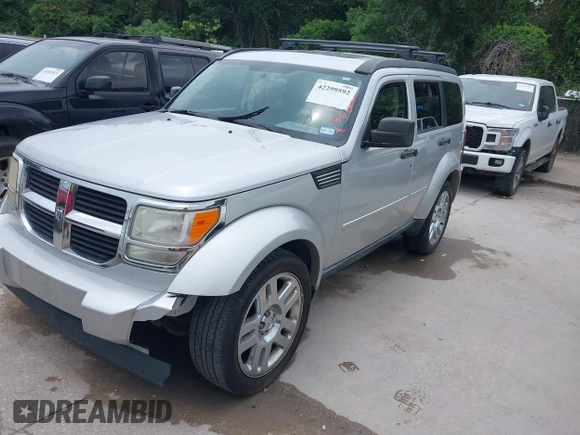 2010 Dodge Nitro SE z VIN 1D4PU2GK4AW146358, wystawiony jako IAAI lot #42299592 z przebiegiem 153 774 mil mil oraz . Historia ofert i sprzedaży dostępna na DreamBid. Obrazek 2.
