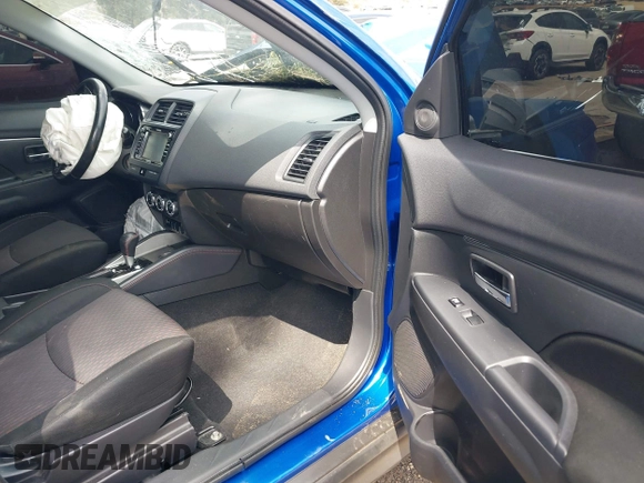 2018 Mitsubishi Outlander ES with VIN JA4AP3AU9JU011232, listed as a IAAI auction lot 42057462 with 106,339 mi miles and . Bid and sale history available at DreamBid. Image 5.
