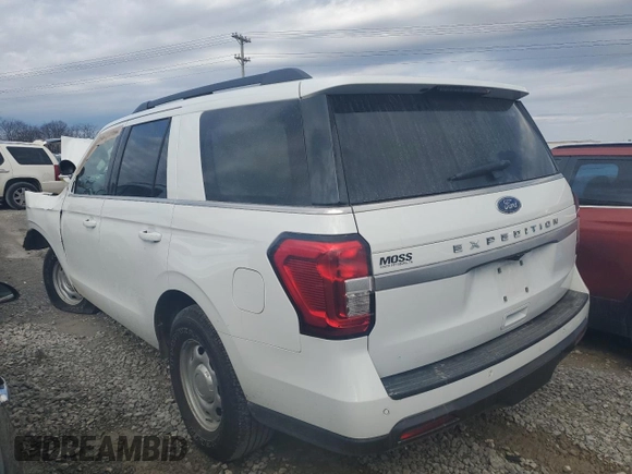 2022 Ford Expedition XL with VIN 1FMJU1FT3NEA52650, listed as a Copart auction lot 43667375 with Not provided miles and Salvage title. Bid and sale history available at DreamBid. Image 2.