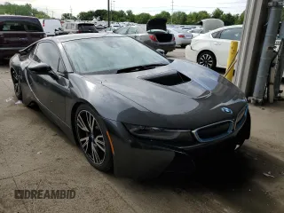 2015 BMW i8 z VIN WBY2Z2C54FV392511, wystawiony jako Copart lot #53033563 z przebiegiem 51 024 mil mil oraz . Historia ofert i sprzedaży dostępna na DreamBid. Obrazek 4.