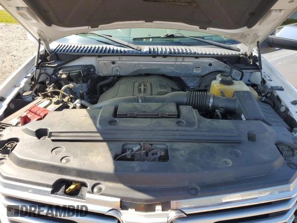 2015 Lincoln Navigator with VIN 5LMJJ2HT4FEJ08461, listed as a Copart auction lot 62295635 with 151,603 mi miles and Clean title. Bid and sale history available at DreamBid. Image 12.