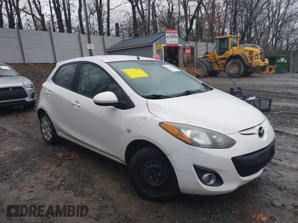 2012 Mazda 2 Touring z VIN JM1DE1LY4C0141202, wystawiony jako IAAI lot #41051663 z przebiegiem 160 364 mil mil oraz . Historia ofert i sprzedaży dostępna na DreamBid. Obrazek 1.