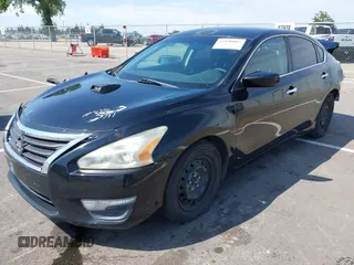 2015 Nissan Altima S with VIN 1N4AL3APXFC267944, listed as a IAAI auction lot 41890087 with 265,504 mi miles and . Bid and sale history available at DreamBid. Image 18.