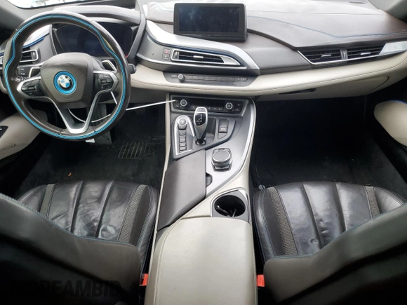 2016 BMW i8 z VIN WBY2Z2C52GV676222, wystawiony jako Copart lot #72452033 z przebiegiem 92 988 mil mil oraz . Historia ofert i sprzedaży dostępna na DreamBid. Obrazek 8.