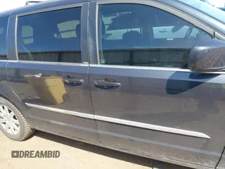 2014 Chrysler Town & Country Touring with VIN 2C4RC1BG0ER156227, listed as a IAAI auction lot 42035899 with 157,759 mi miles and . Bid and sale history available at DreamBid. Image 13.