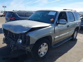 2003 GMC Yukon SLT with VIN 1GKEK13Z83J333386, listed as a IAAI auction lot 41425453 with 118,889 mi miles. Bid and sale history available at carsss.com. Image 2.