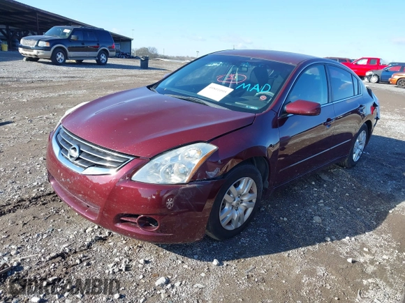 2012 Nissan Altima S z VIN 1N4AL2AP1CN531451, wystawiony jako IAAI lot #40801095 z przebiegiem 200 043 mil mil oraz . Historia ofert i sprzedaży dostępna na DreamBid. Obrazek 2.