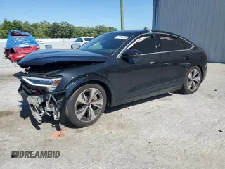 2024 Audi Q8 e-tron Sportback S line Premium Plus z VIN WA1CAAGE9RB024309, wystawiony jako Copart lot #51714695 z przebiegiem 12 919 mil mil oraz Nie do naprawy • Non repairable. Historia ofert i sprzedaży dostępna na DreamBid. Obrazek 1.