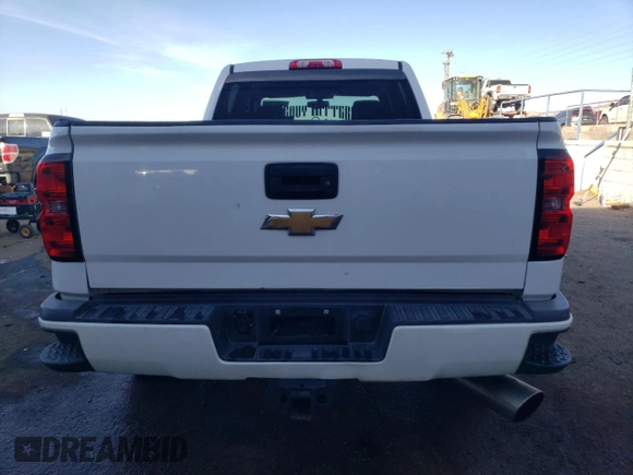 2015 Chevrolet Silverado 3500HD LT with VIN 1GC4KZC88FF595266, listed as a Copart auction lot 85263924 with 130,363 mi miles and Salvage Title. Bid and sale history available at carsss.com. Image 6.