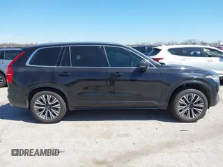 2021 Volvo XC90 Momentum с VIN YV4A22PK7M1719986, выставлен на аукционе IAAI как лот 41869897 с пробегом 85 236 миль миль и . История ставок и продаж доступна на DreamBid. Изображение 13.