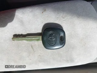 2002 Toyota Prius z VIN JT2BK18UX20064879, wystawiony jako IAAI lot #42303003 z przebiegiem 266 878 mil mil oraz . Historia ofert i sprzedaży dostępna na DreamBid. Obrazek 11.