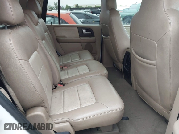 2004 Ford Expedition Eddie Bauer z VIN 1FMFU17L14LA32802, wystawiony jako IAAI lot #42409552 z przebiegiem 243 614 mil mil oraz . Historia ofert i sprzedaży dostępna na DreamBid. Obrazek 8.