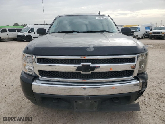 2007 Chevrolet Silverado 1500 LT w/1LT with VIN 2GCEC13C471551569, listed as a Copart auction lot 48215845 with 233,361 mi miles and Salvage Title. Bid and sale history available at carsss.com. Image 5.