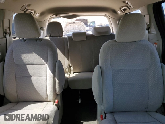 2020 Toyota Sienna LE z VIN 5TDJZ3DC3LS240743, wystawiony jako Copart lot #52117865 z przebiegiem 93 047 mil mil oraz Szkoda całkowita • Salvage title. Historia ofert i sprzedaży dostępna na DreamBid. Obrazek 10.