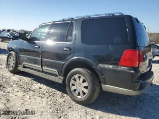 2004 Lincoln Navigator Luxury with VIN 5LMFU27R94LJ10685, listed as a Copart auction lot 43794105 with 441,961 mi miles and Salvage Title. Bid and sale history available at carsss.com. Image 2.