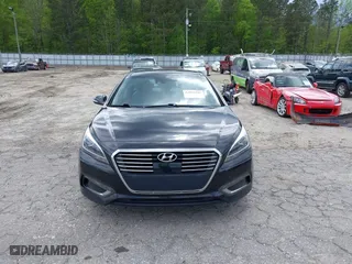 2017 Hyundai Sonata Hybrid Limited with VIN KMHE34L14HA055044, listed as a IAAI auction lot 42021191 with 286,825 mi miles. Bid and sale history available at carsss.com. Image 12.