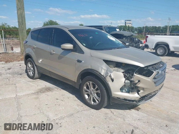 2017 Ford Escape SE z VIN 1FMCU0GD8HUC60074, wystawiony jako IAAI lot #41918443 z przebiegiem 85 787 mil mil oraz . Historia ofert i sprzedaży dostępna na DreamBid. Obrazek 1.