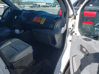 2018 Ford Transit с VIN 1FTBW2CMXJKA90524, выставлен на аукционе IAAI как лот 41484868 с пробегом 109 810 миль миль и . История ставок и продаж доступна на DreamBid. Изображение 5.