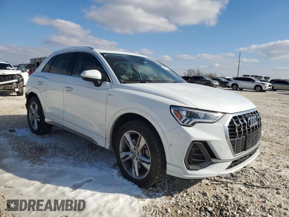 2020 Audi Q3 S line Prestige with VIN WA1FECF37L1043998, listed as a Copart auction lot 89387045 with 26,952 mi miles and Salvage Title. Bid and sale history available at carsss.com. Image 4.
