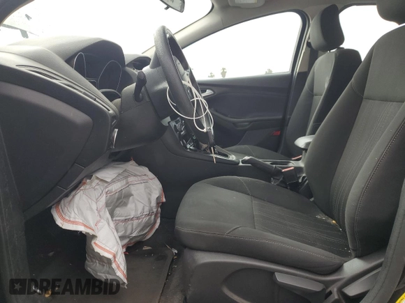 2018 Ford Focus SE with VIN 1FADP3FE8JL300246, listed as a Copart auction lot 59585035 with 83,141 mi miles and Salvage title. Bid and sale history available at DreamBid. Image 7.