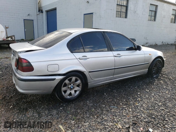 2003 BMW 3 Series 325xi with VIN WBAEU33413PM59296, listed as a Copart auction lot 76141714 with 191,272 mi miles and Non Repairable. Bid and sale history available at carsss.com. Image 3.
