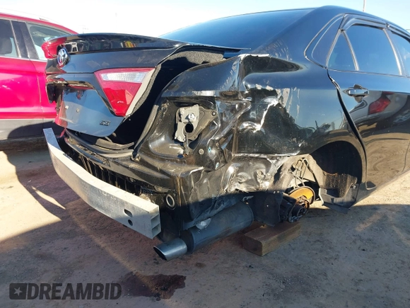2015 Toyota Camry XLE z VIN 4T1BF1FK8FU928187, wystawiony jako IAAI lot #41870784 z przebiegiem 103 513 mil mil oraz . Historia ofert i sprzedaży dostępna na DreamBid. Obrazek 6.