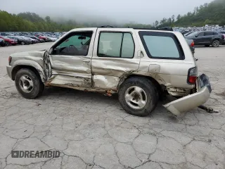 1997 Infiniti QX4 z VIN JNRAR05Y1VW016494, wystawiony jako Copart lot #73627434 z przebiegiem 270 857 mil mil oraz Szkody całkowita. Historia ofert i sprzedaży dostępna na DreamBid. Obrazek 2.