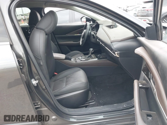 2024 Mazda CX-30 Premium Plus with VIN 3MVDMBEY2RM617635, listed as a IAAI auction lot 41919366 with 9,346 mi miles and . Bid and sale history available at carsss.com. Image 5.